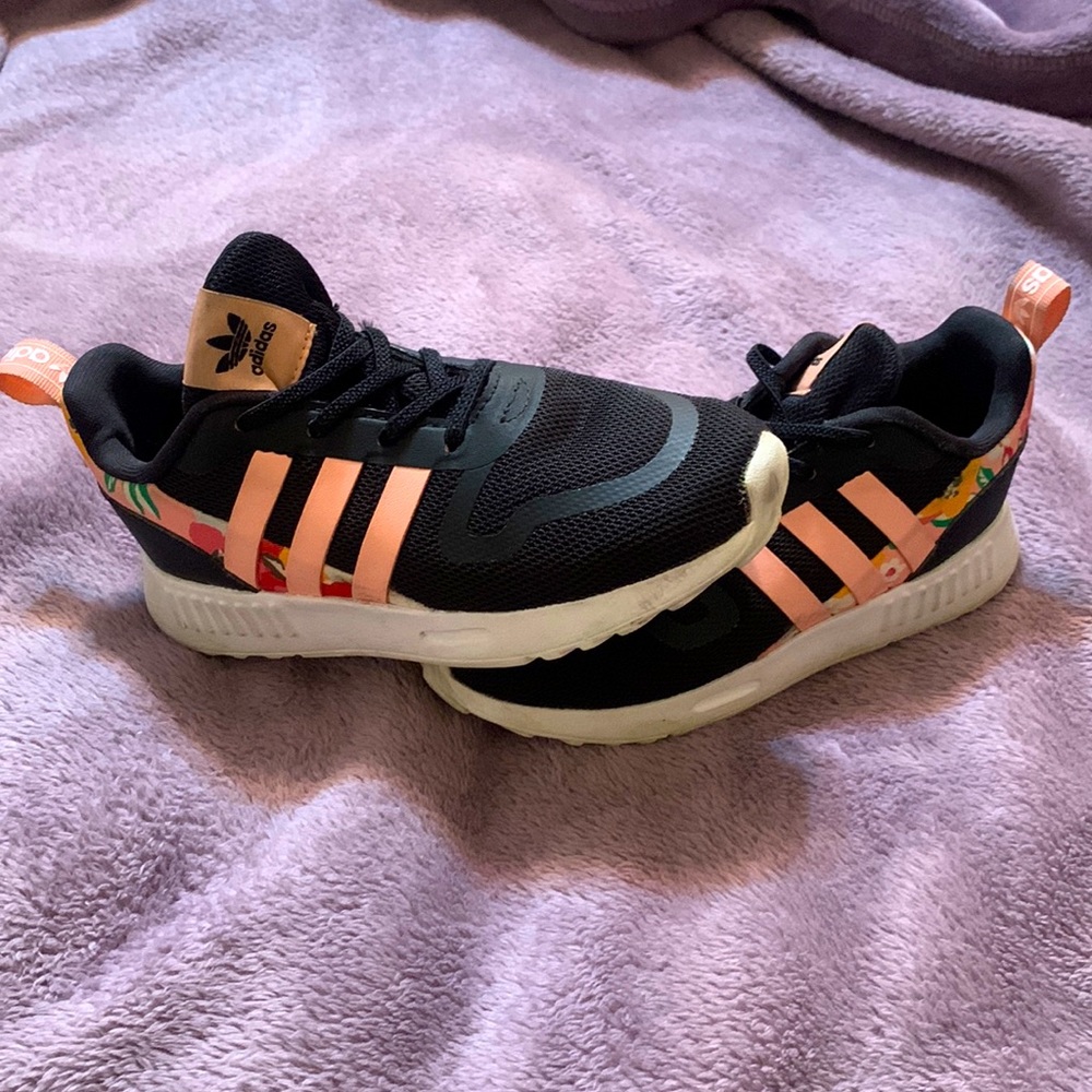 Little Girls Adidas shoes